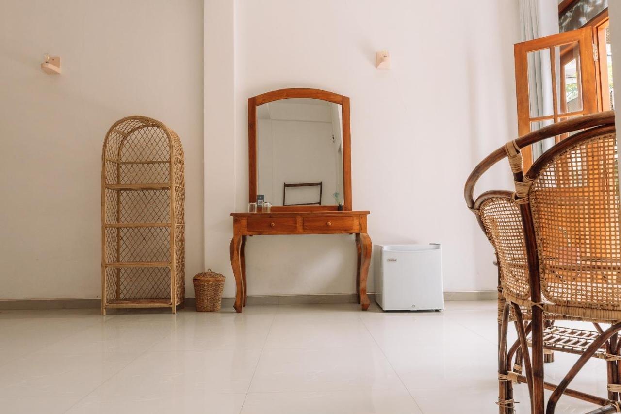 Rise - Bed & Breakfast Weligama Exterior foto